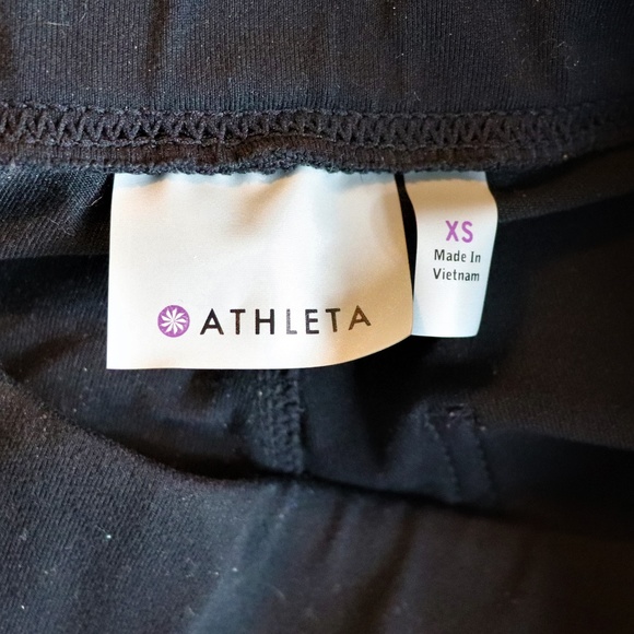 Athleta Pants with Front and Back Pockets - Picture 3 of 3